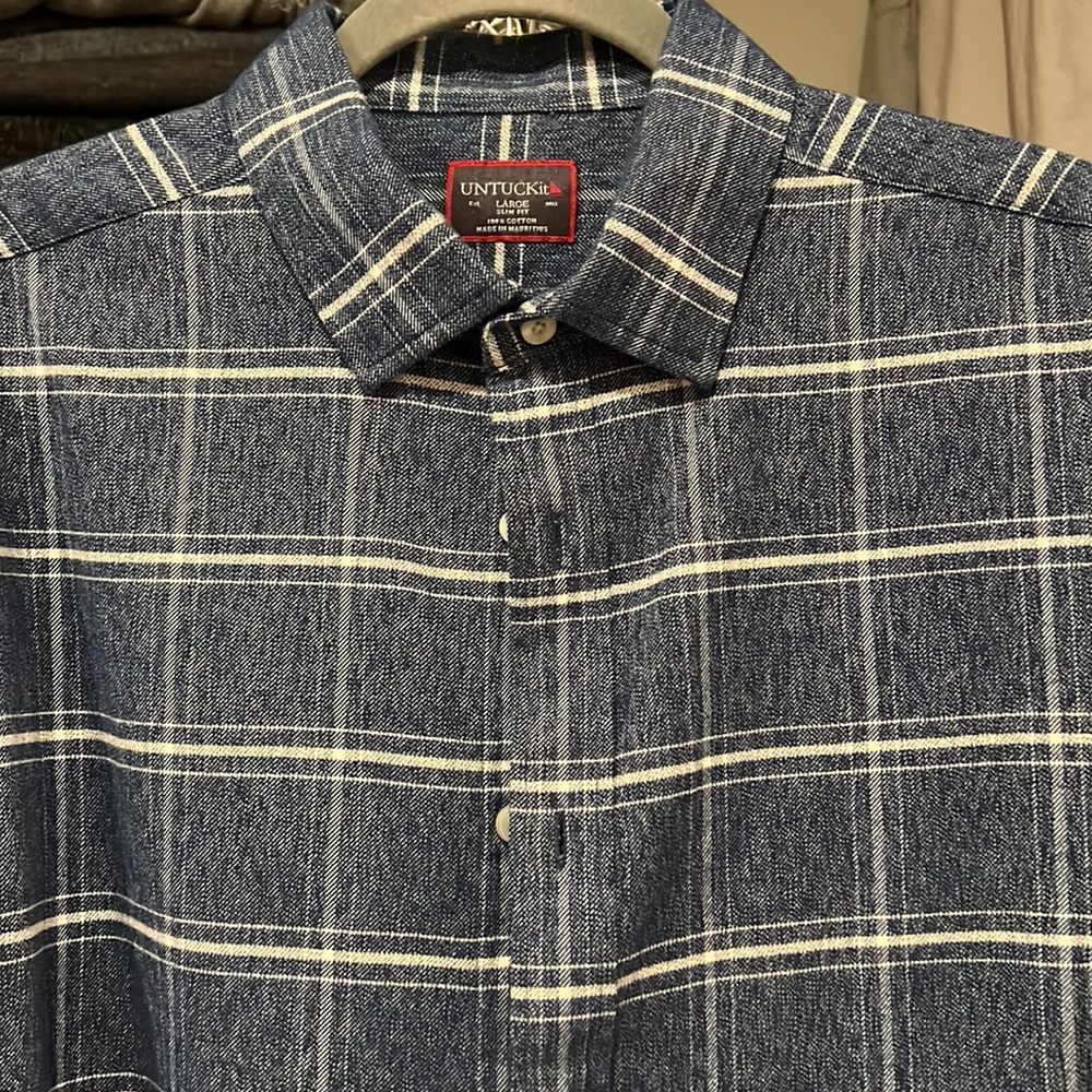 Flannel Untuckit button down